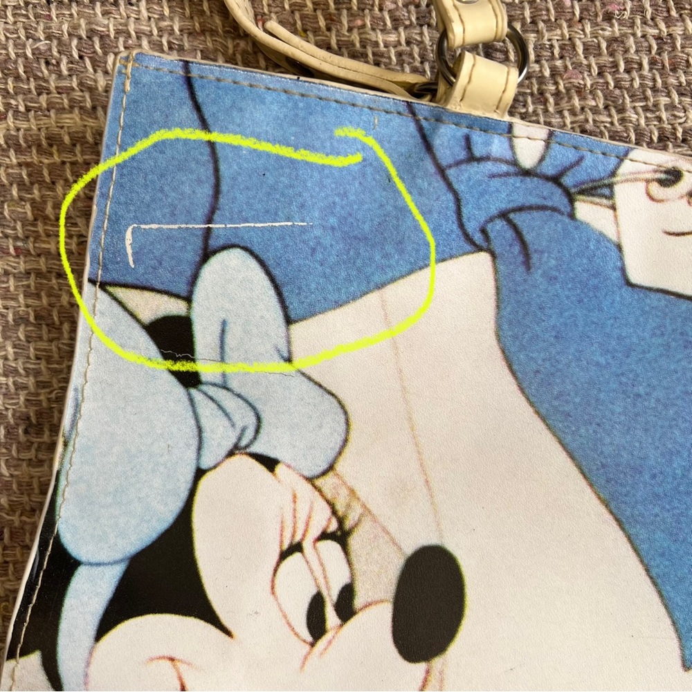 Disney Mickie Mouse & Minnie Vinyl Tote Bag - Picture 5 of 14